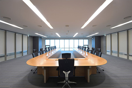 中型會(huì)議室讨論表決方案