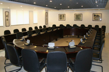 河南三門峽窄口水庫多功能(néng)會(huì)議廳